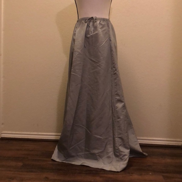 Dresses & Skirts - ⭐️Clearance⭐️ Silver (grey) ball gown skirt